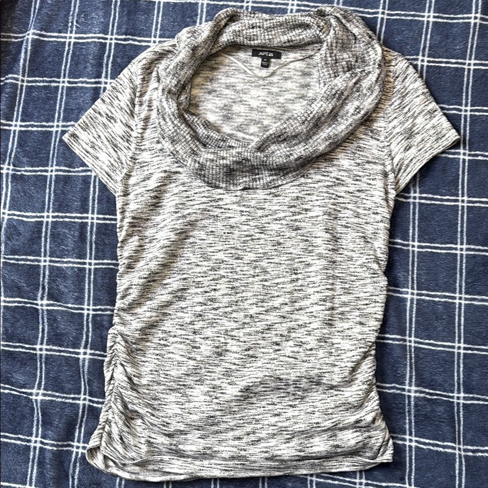 Apt. 9 Women's Gray Cowl Neck Sweater
